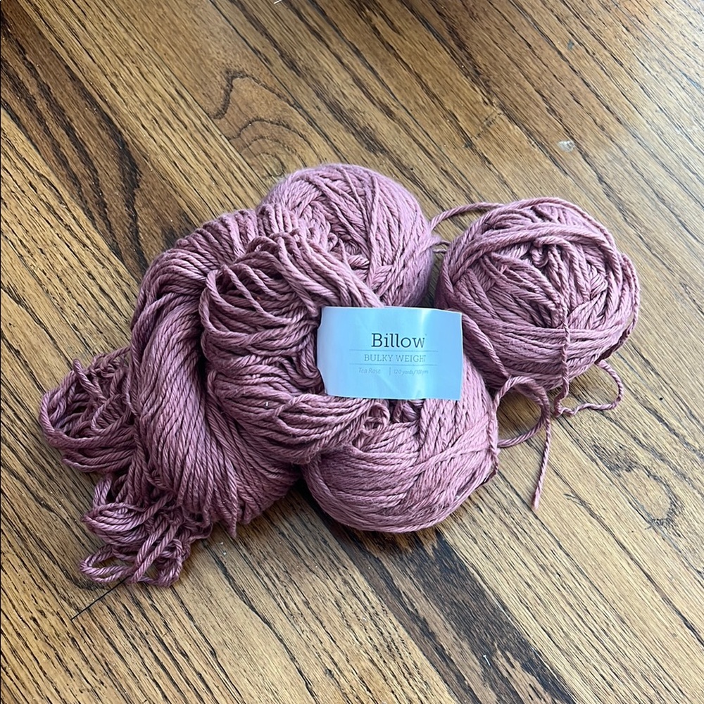 Billow Knitpicks bulky yarn 4 skeins